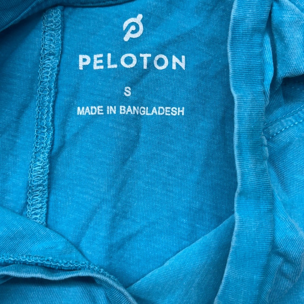 Peloton Womens Blue Sleeveless Activewear Tank Top Logo Size S - Picture 6 of 6